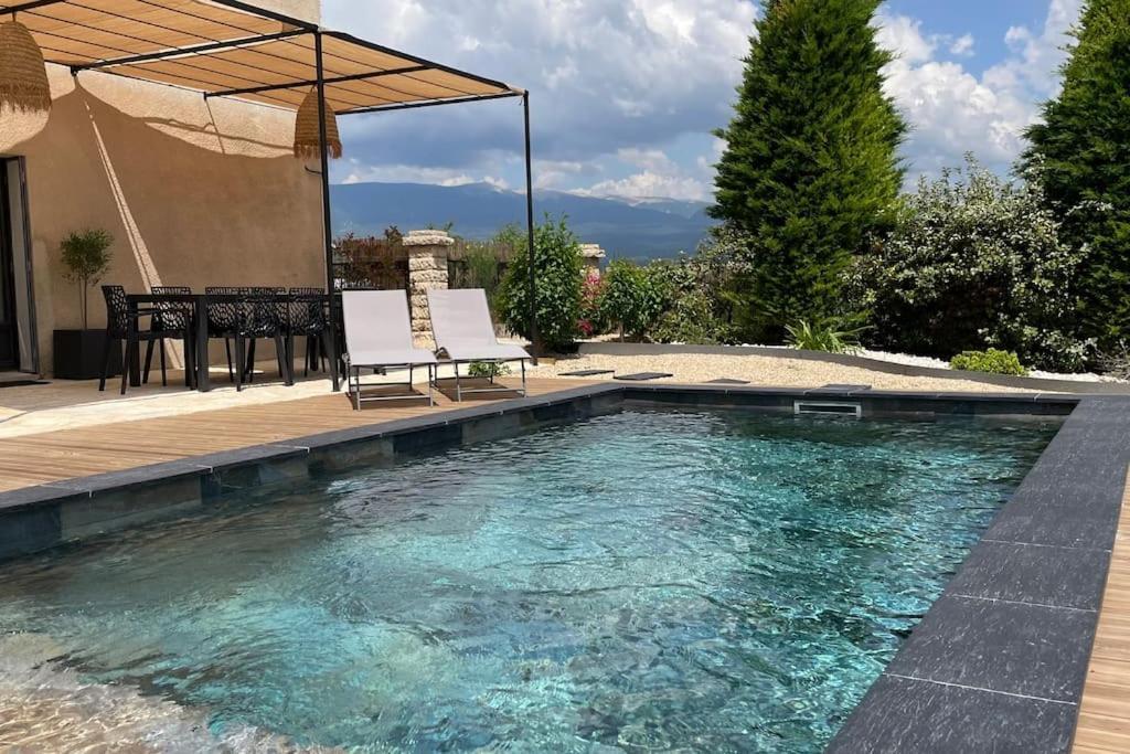 Hébergement de vacances La 81 *